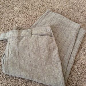 NWOT gap stretch Capri pants